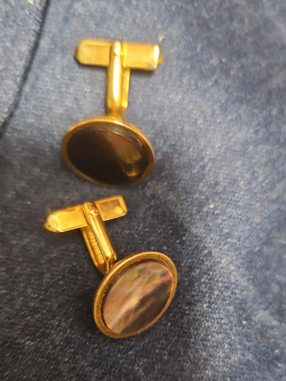 SWANK MOTHER OF PEARL CUFFLINKS